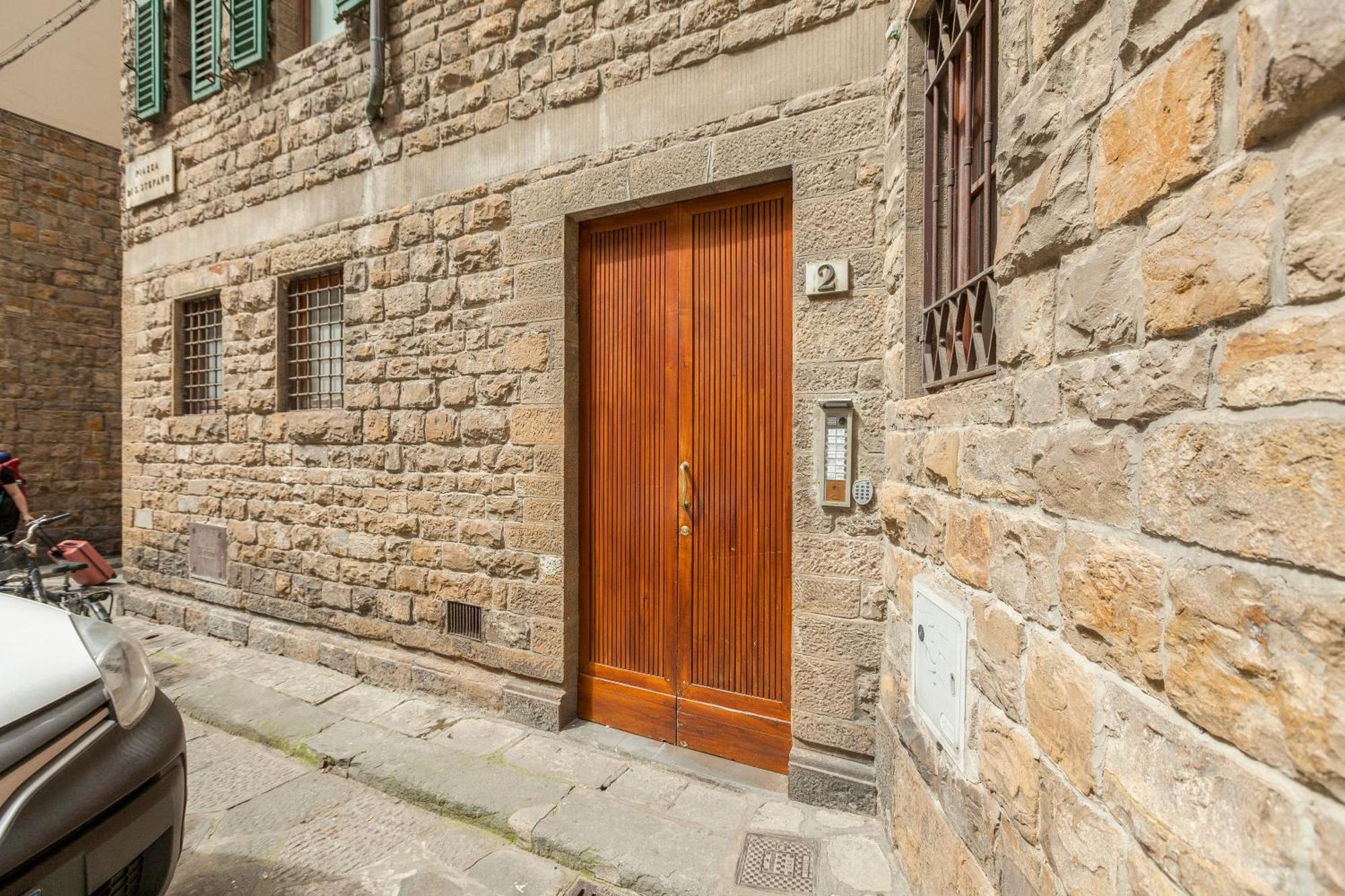Mamo Florence - Santo Stefano Apartment Екстер'єр фото